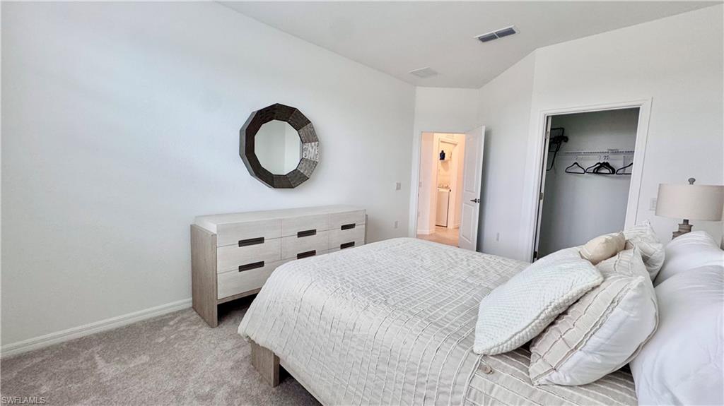 Guest queen with mirror accent